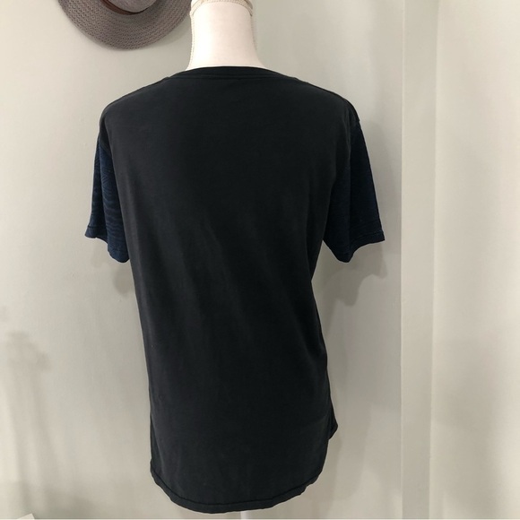 Men’s Globe Skater T Shirt Black Size Small - Picture 5 of 5